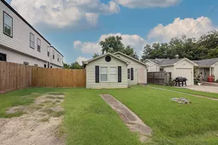 4605 Galesburg St, Houston, TX 77051 - Photo 3