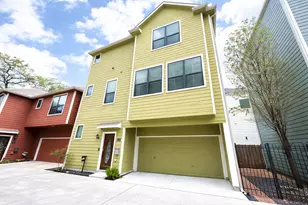 321 W 26th St, Houston, TX 77008 - Photo 1