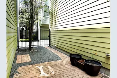 321 W 26th Street #B, Houston, TX 77008 - Photo 23