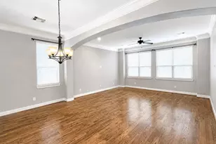 321 W 26th St, Houston, TX 77008 - Photo 7