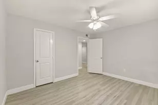 12633 Memorial Dr, Houston, TX 77024 - Photo 41