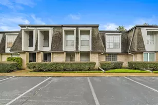 12633 Memorial Dr, Houston, TX 77024 - Photo 7