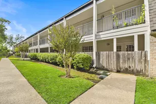 12633 Memorial Dr, Houston, TX 77024 - Photo 43