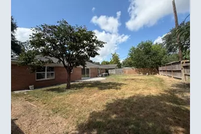 9506 Winsome Lane, Houston, TX 77063 - Photo 5