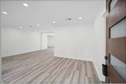 9506 Winsome Lane, Houston, TX 77063 - Photo 5