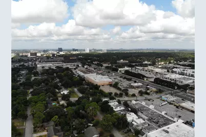 9506 Winsome Lane, Houston, TX 77063 - Photo 7