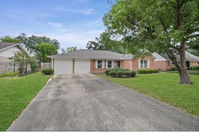 9506 Winsome Lane, Houston, TX 77063 - Photo 3