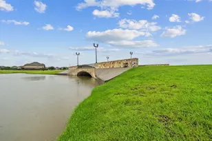 901 Kingwood Dr, League City, TX 77573 - Photo 37