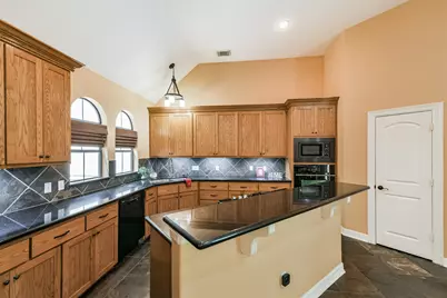 26150 Crown Ranch Boulevard, Montgomery, TX 77316 - Photo 11