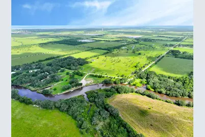 1734 Haynes Road, Anahuac, TX 77514 - Photo 5