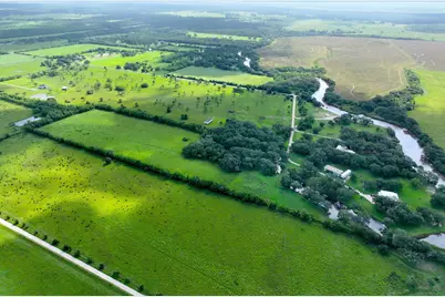 1734 Haynes Road, Anahuac, TX 77514 - Photo 15