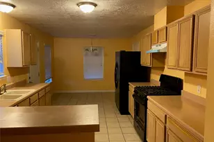 9311 Eaglewood Spring Dr, Houston, TX 77083 - Photo 3