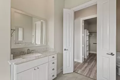 906 W 17th Street #E, Houston, TX 77008 - Photo 31