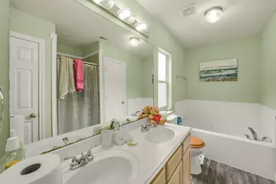 12023 Belle Court, Pinehurst, TX 77362 - Photo 19