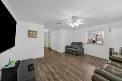 12023 Belle Court, Pinehurst, TX 77362 - Photo 5