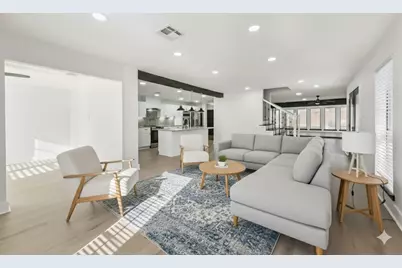 6918 Bent Branch Drive, Houston, TX 77088 - Photo 5