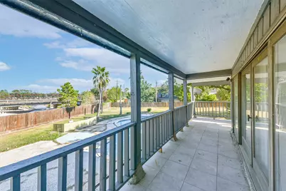 6918 Bent Branch Drive, Houston, TX 77088 - Photo 33