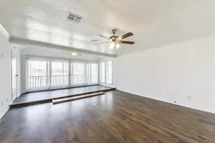 6918 Bent Branch Dr, Houston, TX 77088 - Photo 27