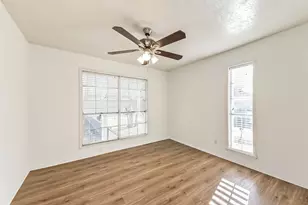 6918 Bent Branch Dr, Houston, TX 77088 - Photo 39