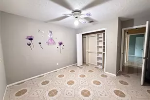 13218 Avonshire Dr, Houston, TX 77083 - Photo 7