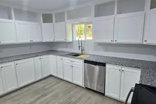 110 Hidden Cir, Coldspring, TX 77331 - Photo 5