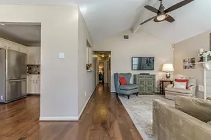 28 Fallenstone Dr, The Woodlands, TX 77381 - Photo 11