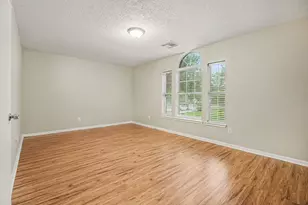 2875 Pebble Canyon Ln, Dickinson, TX 77539 - Photo 15