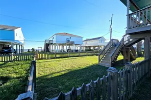 12929 John Reynolds Rd, Galveston, TX 77554 - Photo 39
