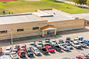 816 W Adoue St, Alvin, TX 77511 - Photo 35