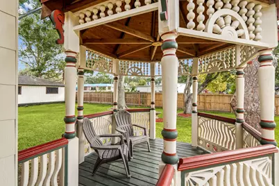 816 W Adoue Street, Alvin, TX 77511 - Photo 5