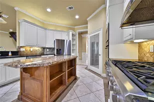 8315 Anastasia Ave, Beaumont, TX 77705 - Photo 31