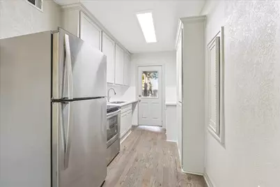 1632 Hawthorne #2, Houston, TX 77006 - Photo 3