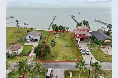 1035 6th Street, San Leon, TX 77539 - Photo 3