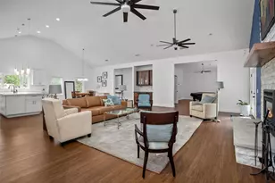 207 W Neyland St, Colmesneil, TX 75938 - Photo 11