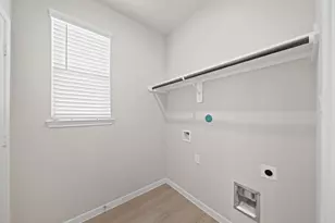 835 Red Oakland Dr, Houston, TX 77090 - Photo 5