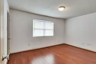 1701 Upland Dr, Houston, TX 77043 - Photo 15