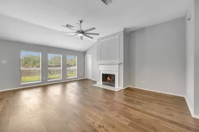 3915 Summerfield Drive, Pearland, TX 77584 - Photo 7