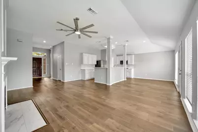 3915 Summerfield Drive, Pearland, TX 77584 - Photo 5