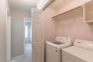 46 S Wynnoak Cir, The Woodlands, TX 77382 - Photo 11