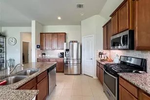3612 Gracie Cir, Pearland, TX 77584 - Photo 7