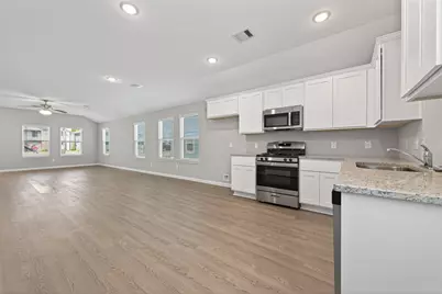 813 Jefferson Avenue, Cleveland, TX 77327 - Photo 7