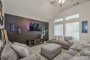 322 Wellshire Dr, West Columbia, TX 77486 - Photo 9