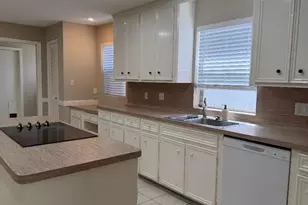 2218 Woodland Park Dr, Houston, TX 77077 - Photo 9