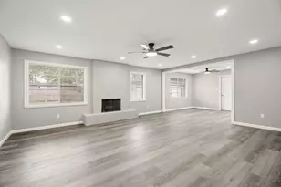 2707 Mt Vernon Dr, Dickinson, TX 77539 - Photo 3