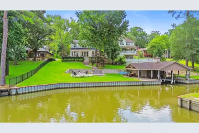81 Lake Oaks Boulevard, Coldspring, TX 77331 - Photo 1