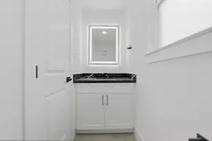 6541 Sealey St, Houston, TX 77091 - Photo 9