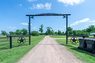 41800 Addie Gee Road, Hempstead, TX 77445 - Photo 1