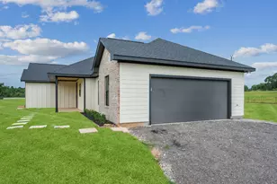 4379 Collton Ln, Franklin, TX 77856 - Photo 3