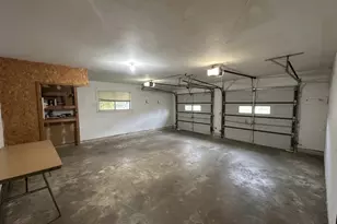 213 Van Winkle St, Lake Jackson, TX 77566 - Photo 17