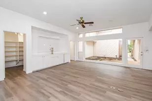 7814 Candlegreen Ln, Houston, TX 77071 - Photo 15